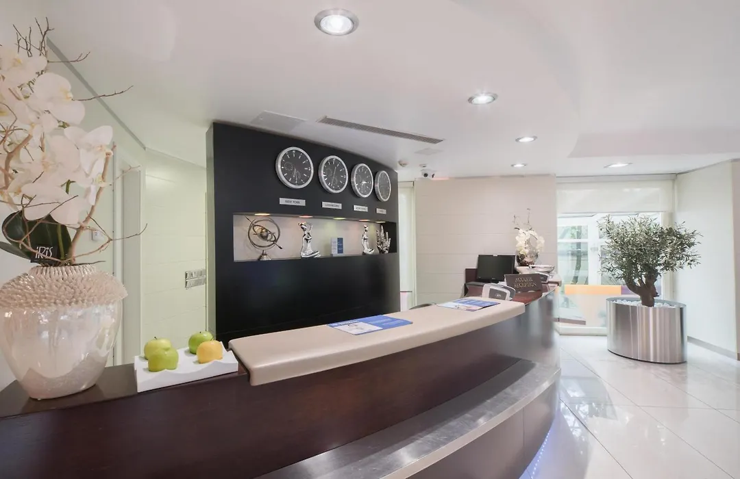 Best Western Plus Grand Hotel Victor Hugo-1